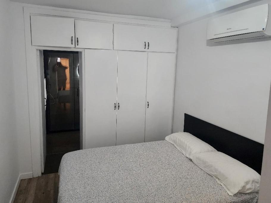 Apartamento En La Rambla Centro Alicante C Exterior foto
